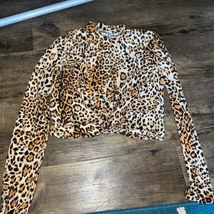 Cheetah print, going out top